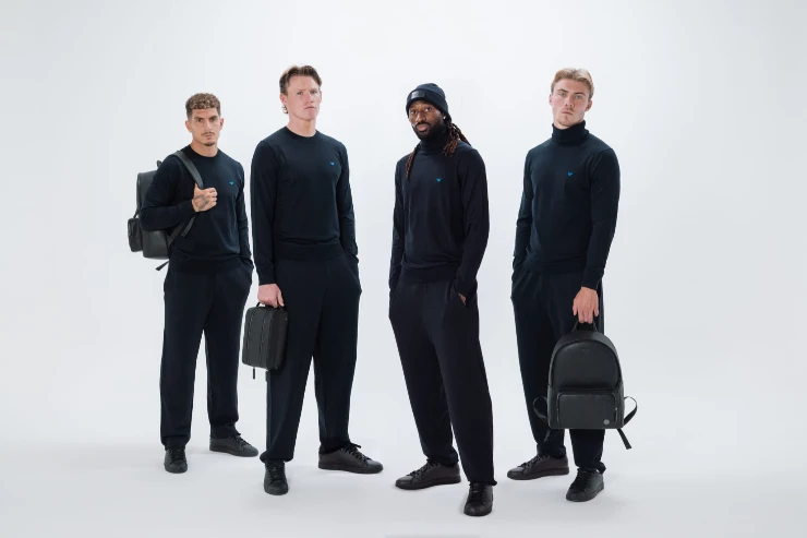 I calciatori del Napoli indossano i capi Emporio Armani della linea Formal Wear