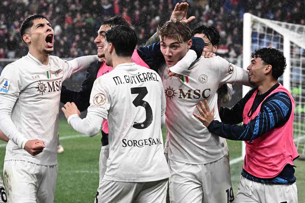 napoli azzurri duri a morire primi nella speciale classifica da Spazionapoli.it napoli azzurri duri a morire primi nella speciale classifica