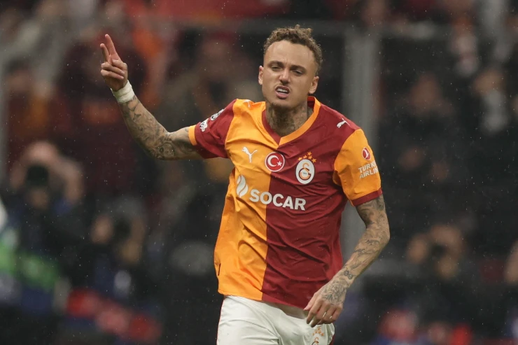 Il Galatasaray trattiene Noa Lang