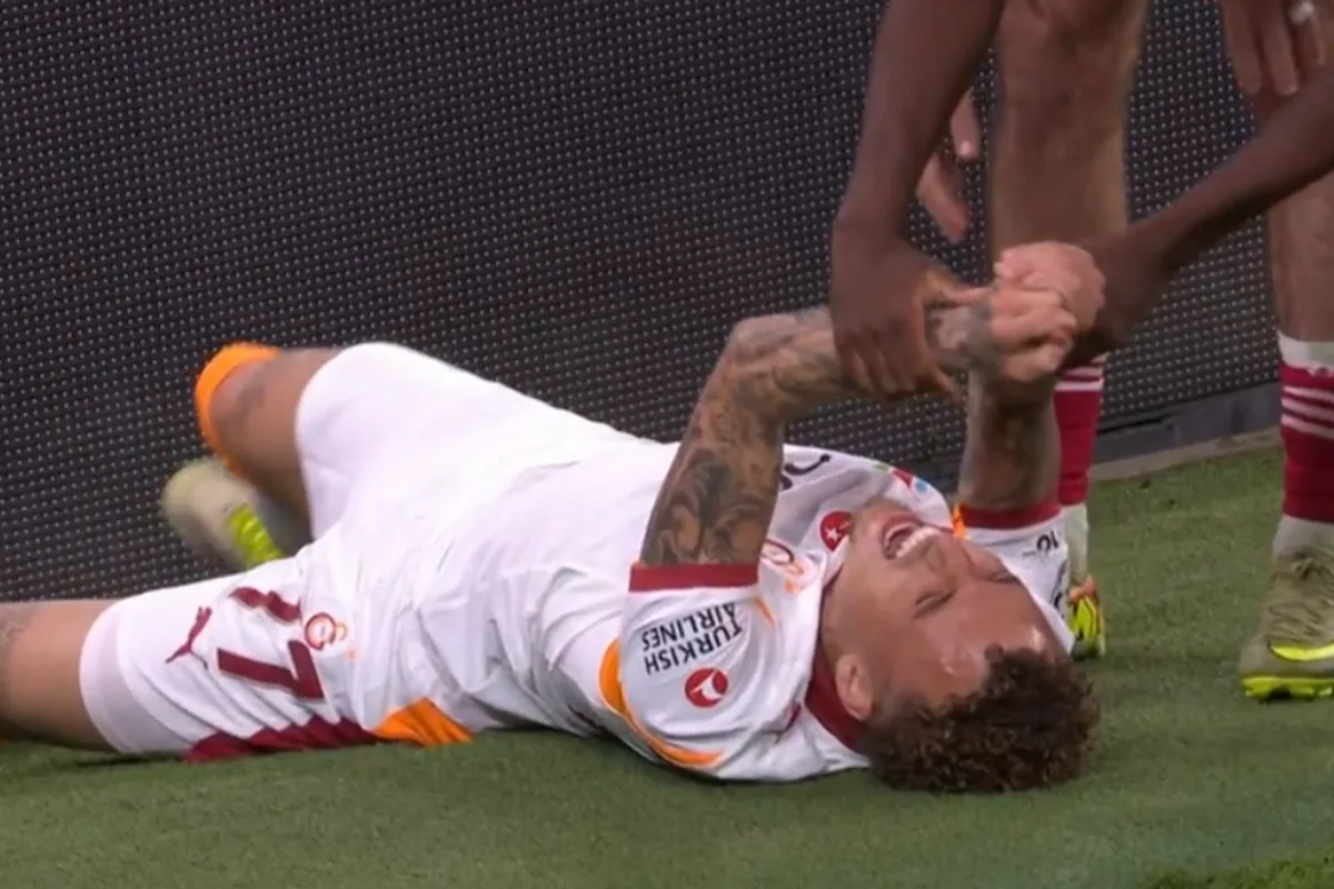 Lang torna a Napoli dopo l’infortunio: svelata la scelta del calciatore