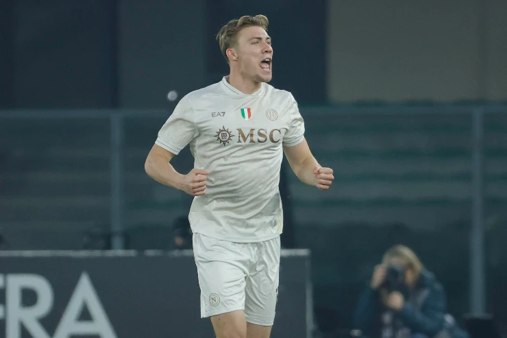 Rasmus Hojlund, attaccante del Napoli, nel corso del match contro il Verona