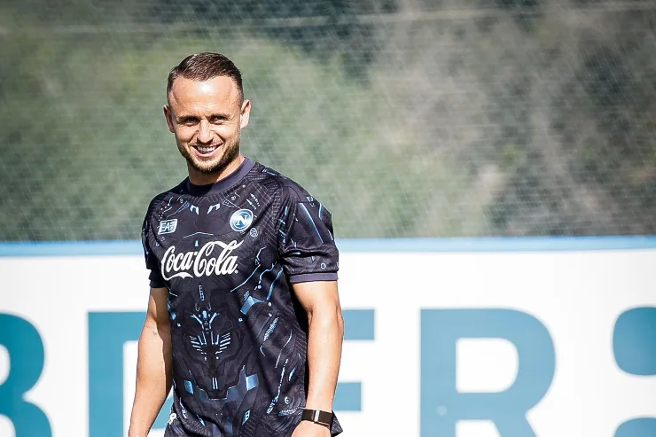 Lobotka può rimanere al Napoli