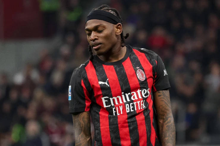 Leao in partita con il Milan