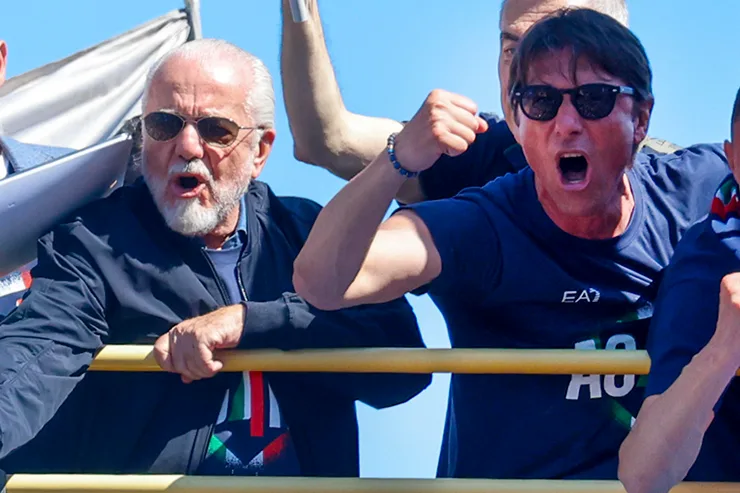 Aurelio De Laurentiis, presidente del Napoli, e Antonio Conte, allenatore del Napoli, durante la festa scudetto