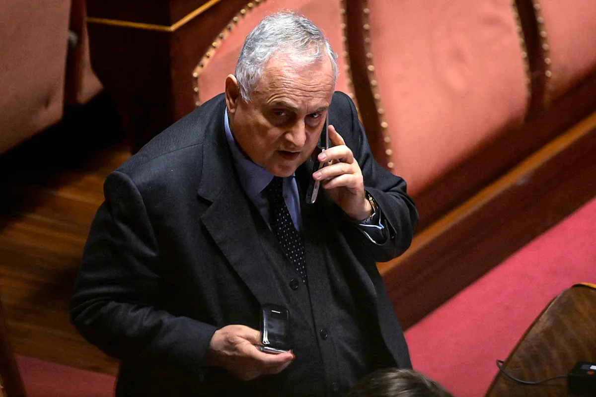 sarri al napoli parla lotito annuncio netto dal presidente biancoceleste da Spazionapoli.it sarri al napoli parla lotito annuncio netto dal presidente biancoceleste