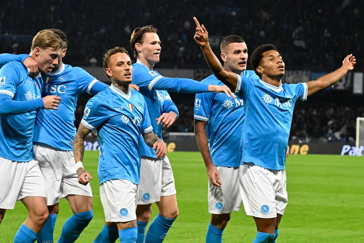 colpo di scena in casa napoli un altro big pu242 partire il motivo da Spazionapoli.it colpo di scena in casa napoli un altro big pu242 partire il motivo