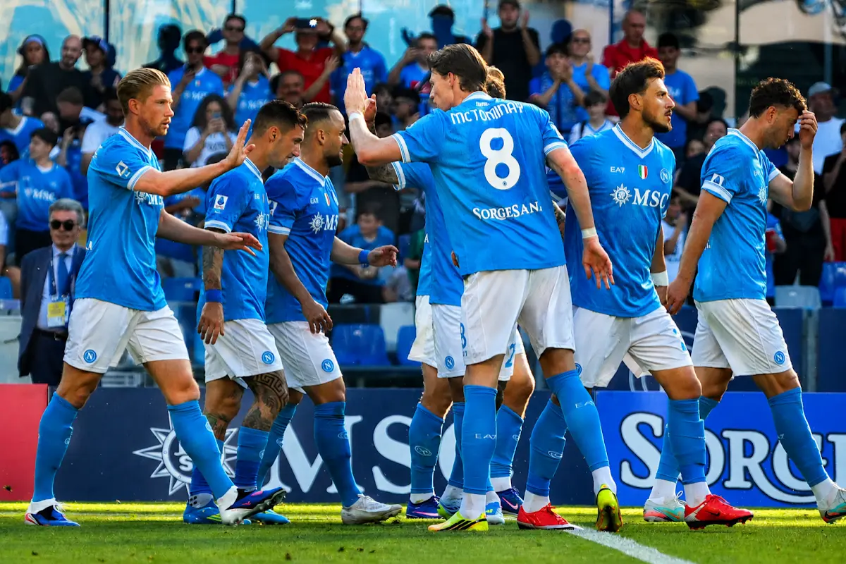 occhio napoli sirene estere per il top player possibile addio da Spazionapoli.it occhio napoli sirene estere per il top player possibile addio
