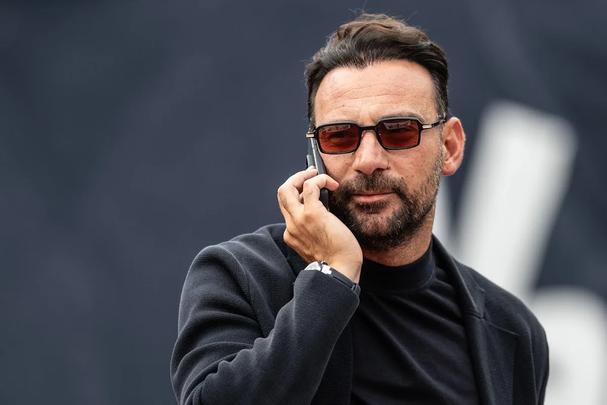 mercato napoli 232 fatta per la cessione affare a titolo definitivo in serie a da Spazionapoli.it mercato napoli 232 fatta per la cessione affare a titolo definitivo in serie a