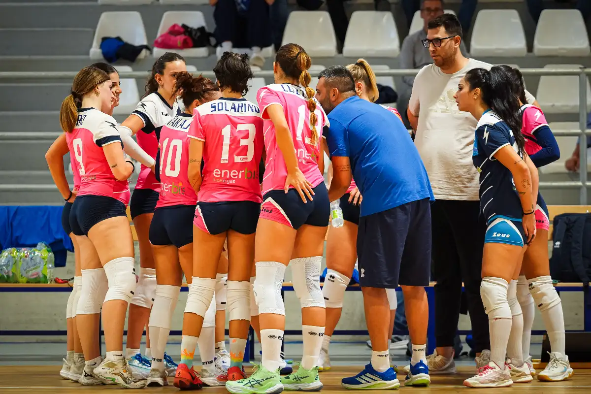 Volley, Molinari Napoli verso l'esordio in casa: al PalaVesuvio arriva la Adriatica Trani