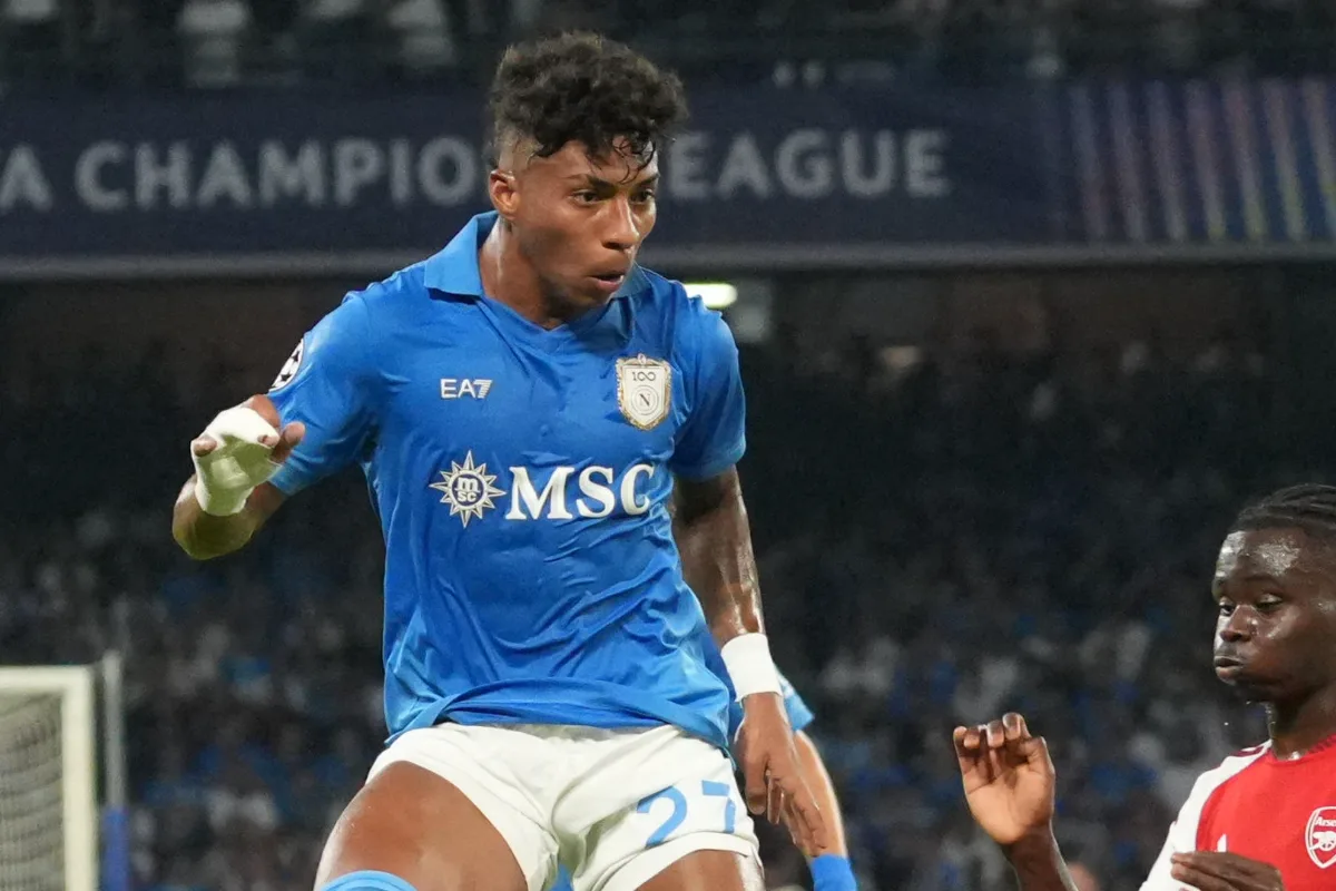 Alisson Santos out per infortunio: lesione al bicipite femorale, stop lungo per l'ala del Napoli