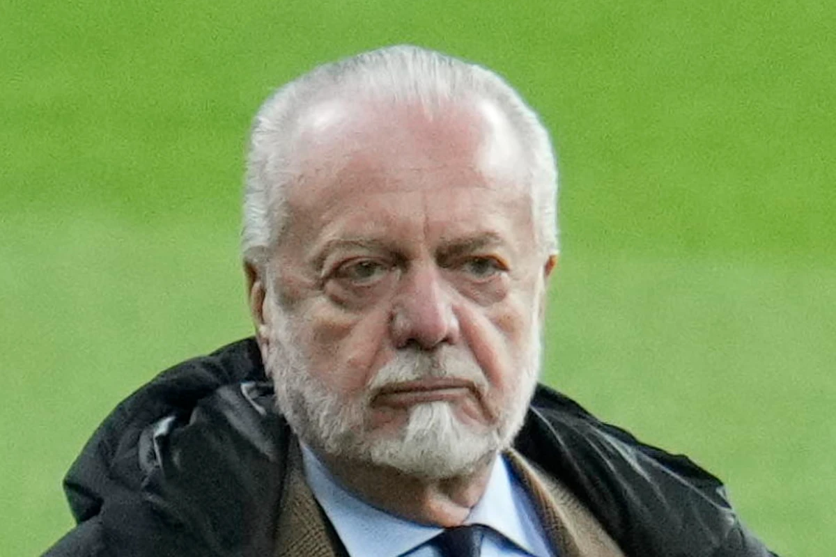 De Laurentiis contrario all'orario delle 12.30 per Napoli-Lazio
