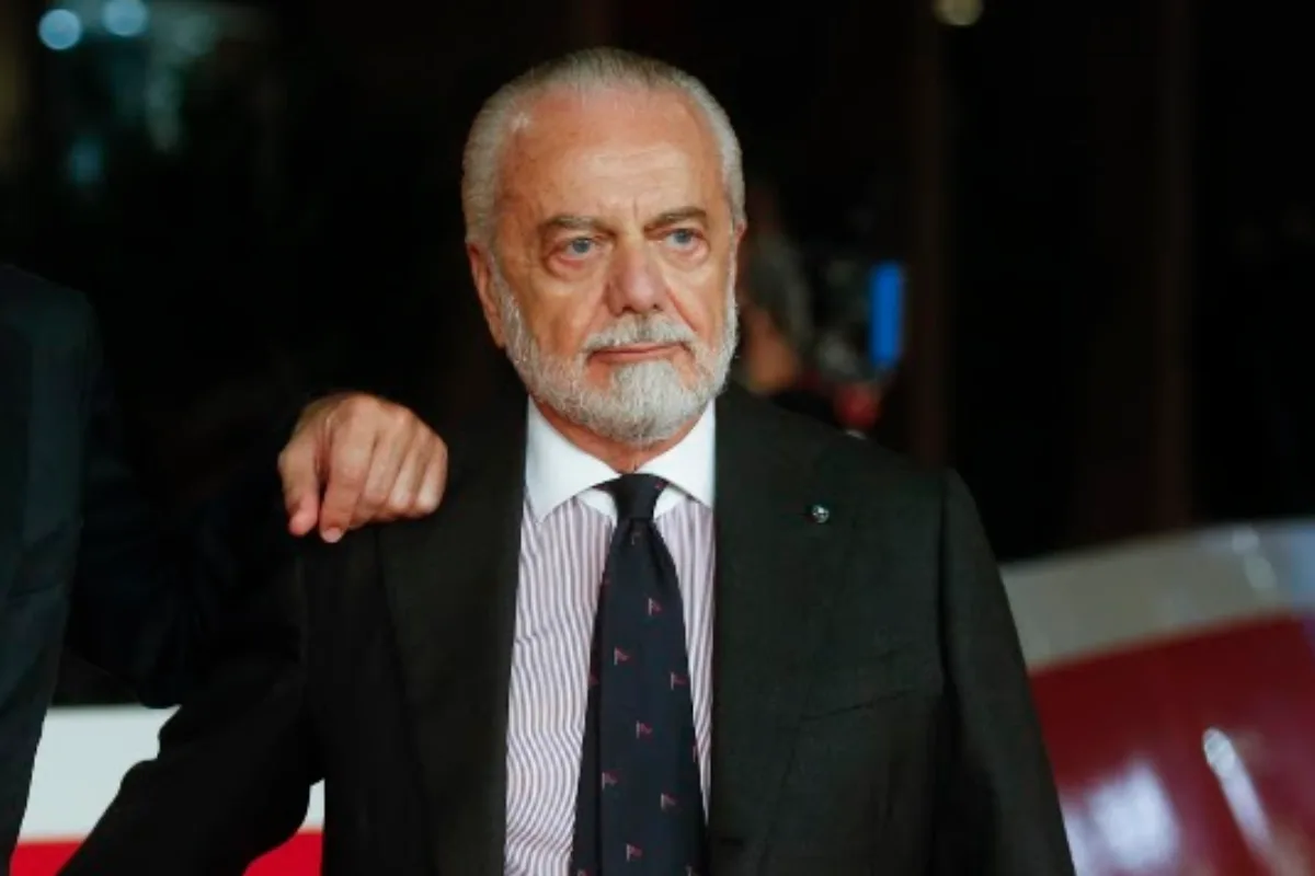 Aurelio De Laurentiis durante un evento pubblico